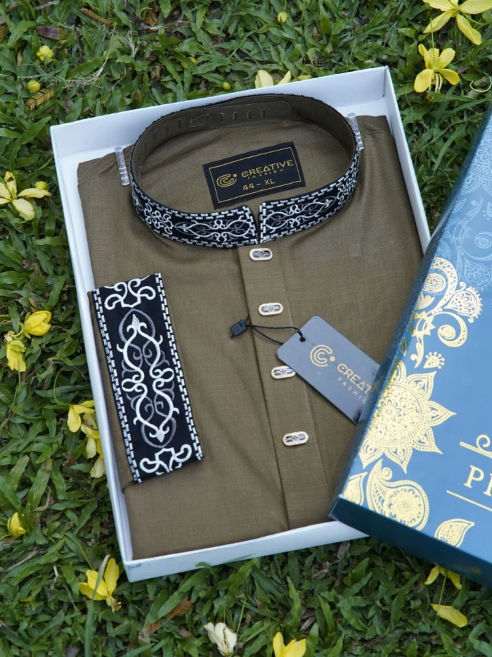 গোল্ডেন কালার